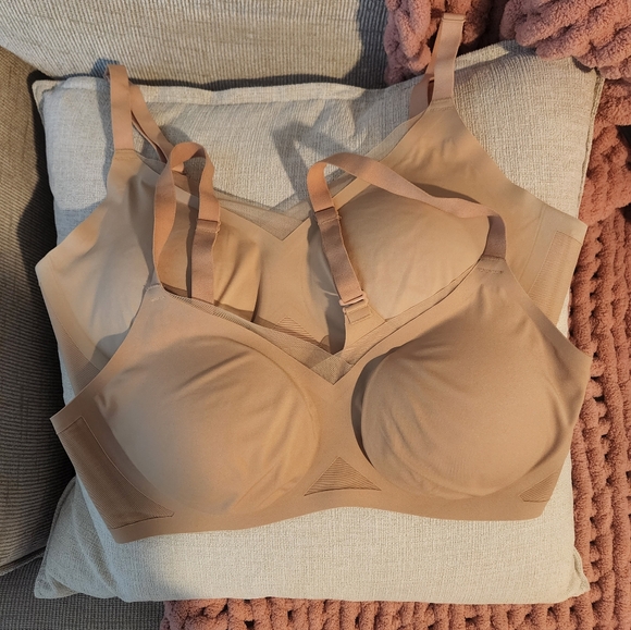 Seamless Tan Wireless Bra Bundle